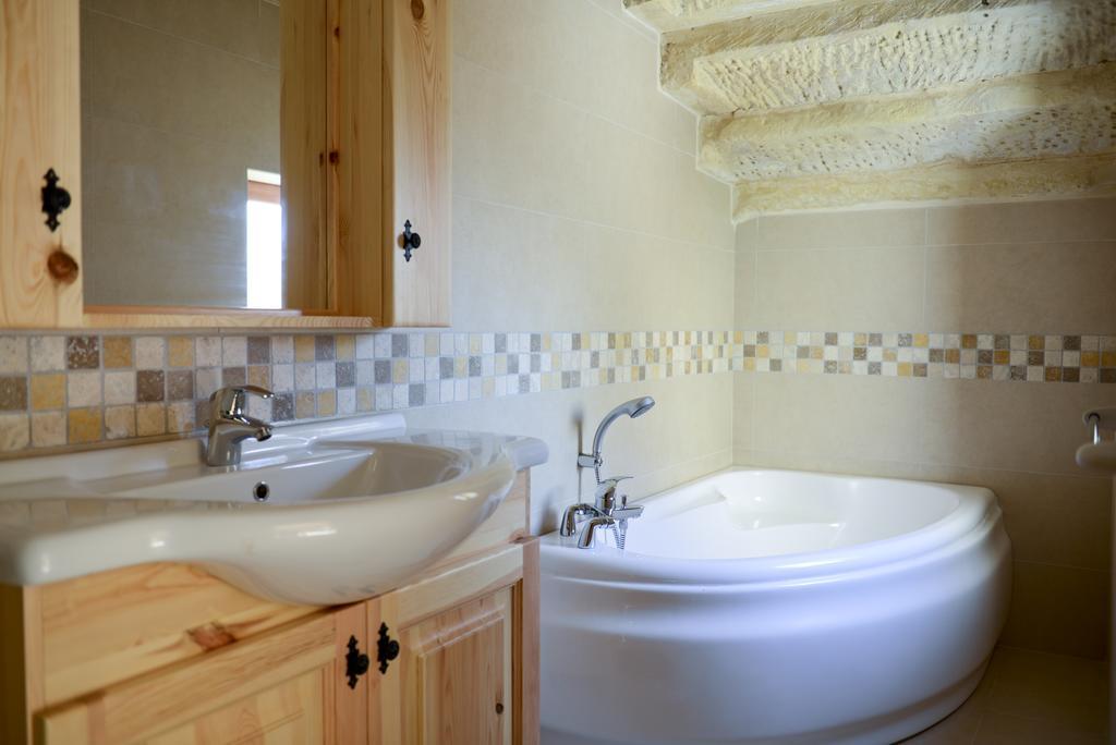 Mill House Villa Għarb Cameră foto